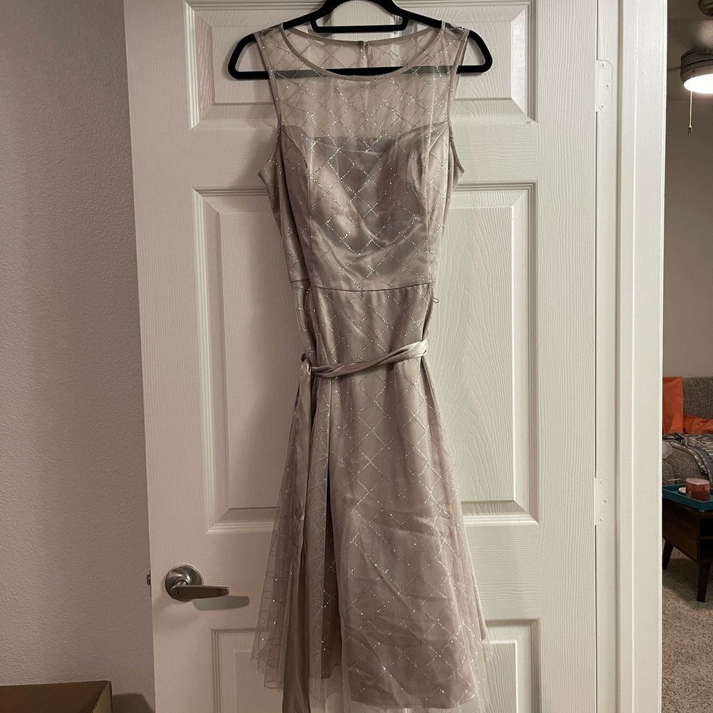 Jessica Howard Size 14 Womans Formal Dress